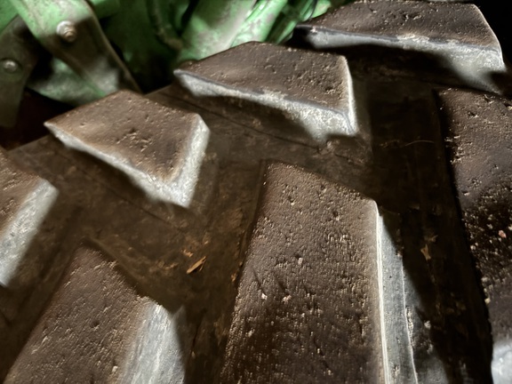 2024 John Deere 8RX 370 Tractor Rubber Track