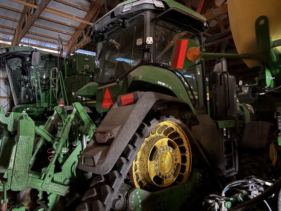 2024 John Deere 8RX 370 Tractor Rubber Track