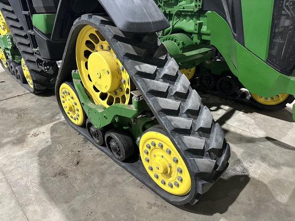 2024 John Deere 8RX 370 Tractor Rubber Track