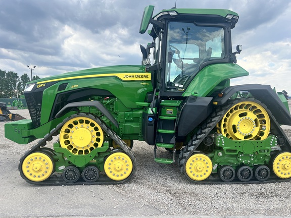 2024 John Deere 8RX 370 Tractor Rubber Track