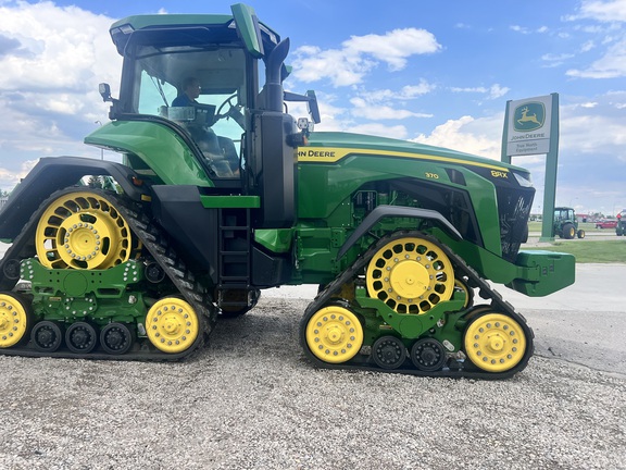 2024 John Deere 8RX 370 Tractor Rubber Track