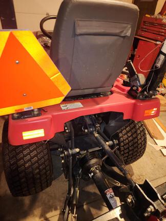 2009 Massey Ferguson GC2400 Tractor Compact