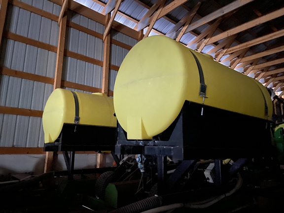 2000 John Deere 1780 Planter