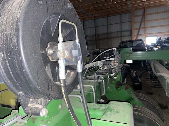 2000 John Deere 1780 Planter