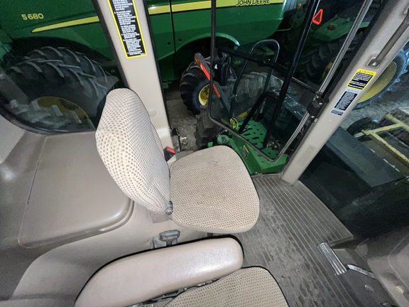2013 John Deere 9460R Tractor 4WD