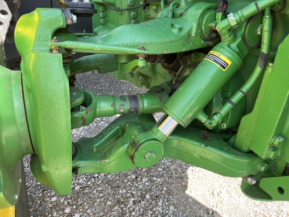 2015 John Deere 8370R Tractor