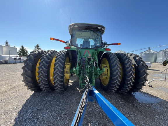 2015 John Deere 8370R Tractor