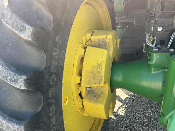 2015 John Deere 8370R Tractor