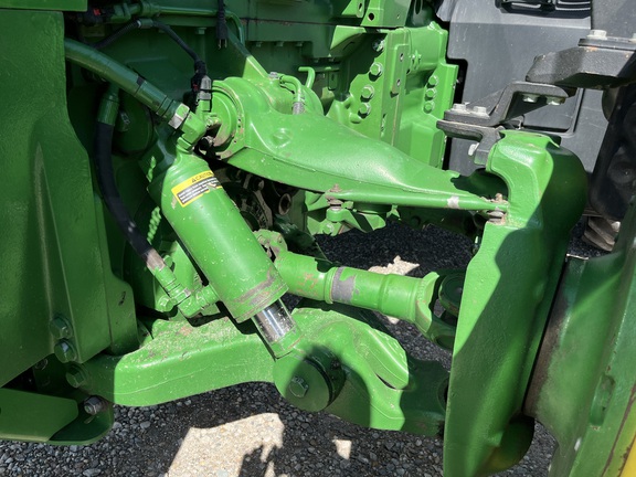 2015 John Deere 8370R Tractor