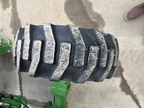 2022 John Deere 4066R Tractor Compact