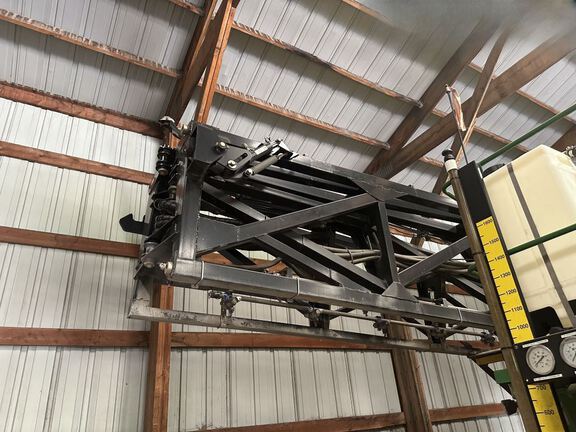 2011 Top Air TA1600 Sprayer