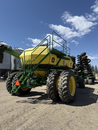2017 John Deere 1890 Air Seeder