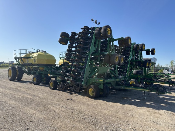 2017 John Deere 1890 Air Seeder