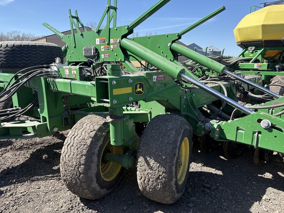 2019 John Deere 1890 Air Seeder