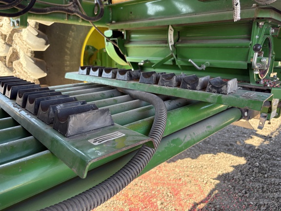 2019 John Deere 1890 Air Seeder