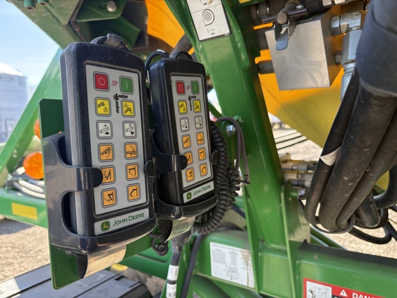 2019 John Deere 1890 Air Seeder