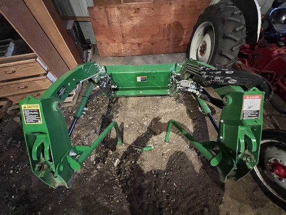 2024 John Deere 1025R Tractor Compact