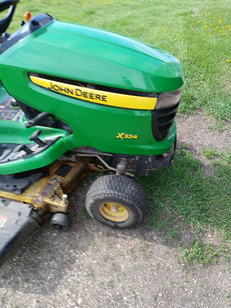 2006 John Deere X324 Garden Tractor