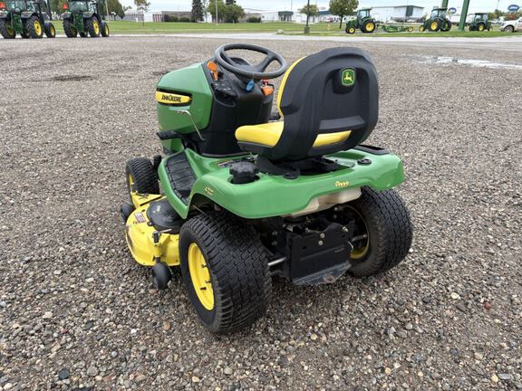 2006 John Deere X324 Garden Tractor