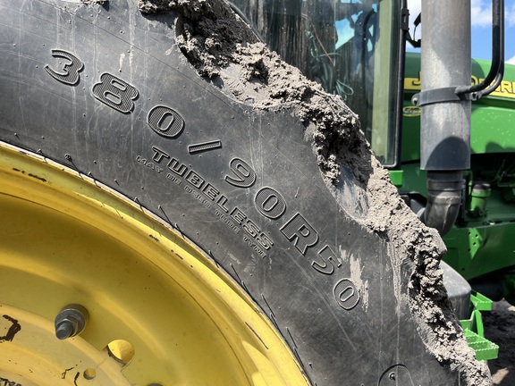 2004 John Deere 7920 Tractor