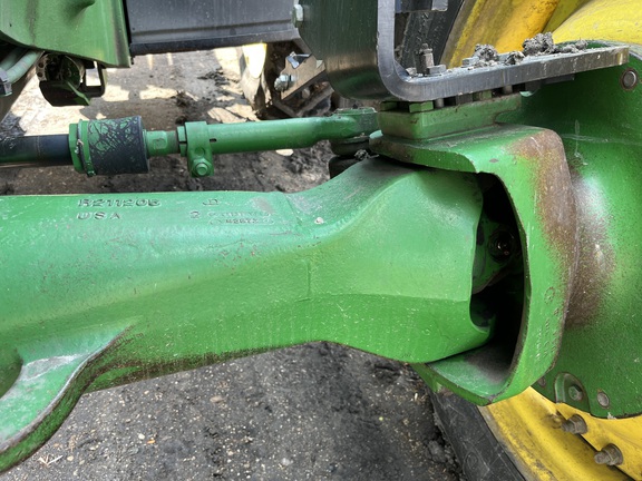 2004 John Deere 7920 Tractor