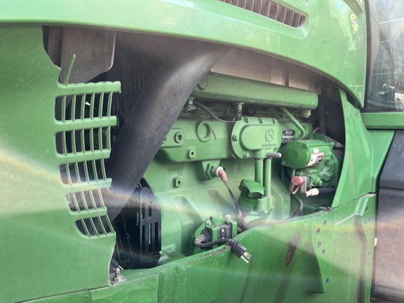 2004 John Deere 7920 Tractor