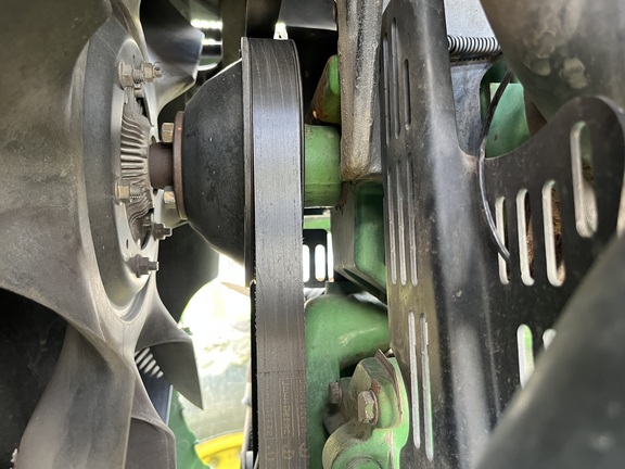 2004 John Deere 7920 Tractor