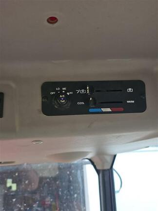 2016 Mahindra 1538 Tractor