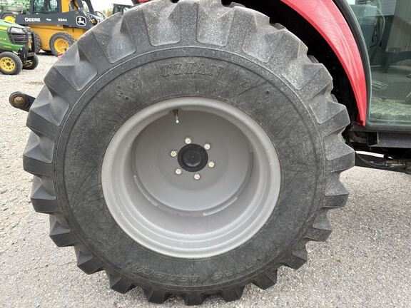 2016 Mahindra 1538 Tractor