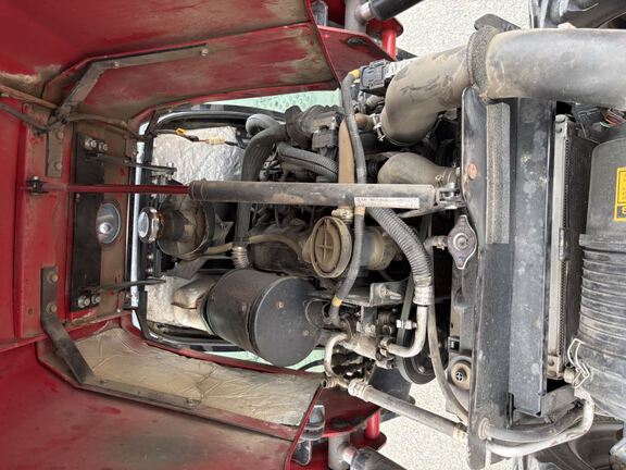 2016 Mahindra 1538 Tractor