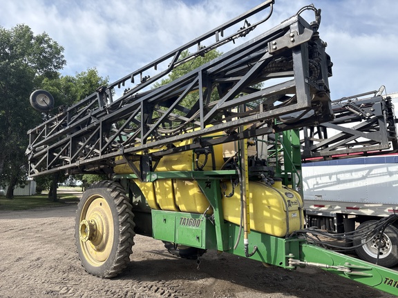 2011 Top Air TA1600 Sprayer