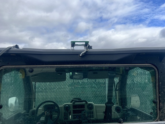 2023 John Deere XUV835R ATV