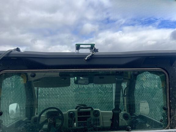 2023 John Deere XUV835R ATV