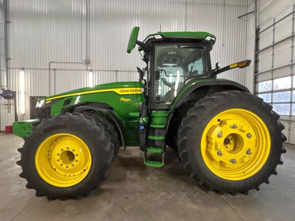 2022 John Deere 8R 410 Tractor