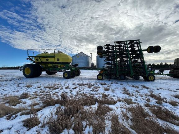 2014 John Deere 1895 Air Seeder