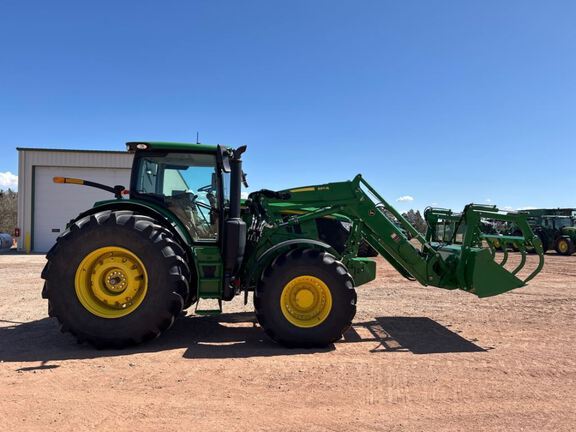 2023 John Deere 6R 195 Tractor