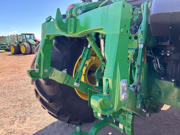 2023 John Deere 6R 195 Tractor