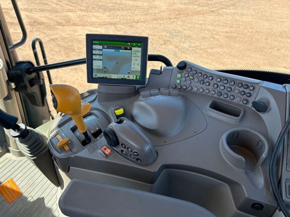 2023 John Deere 6R 195 Tractor