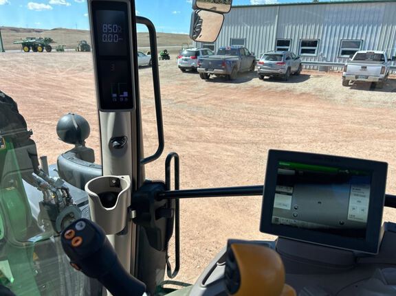 2023 John Deere 6R 195 Tractor