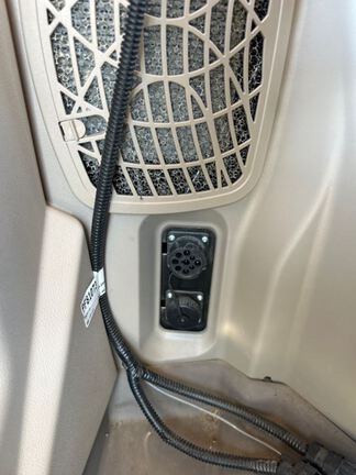 2023 John Deere 6R 195 Tractor