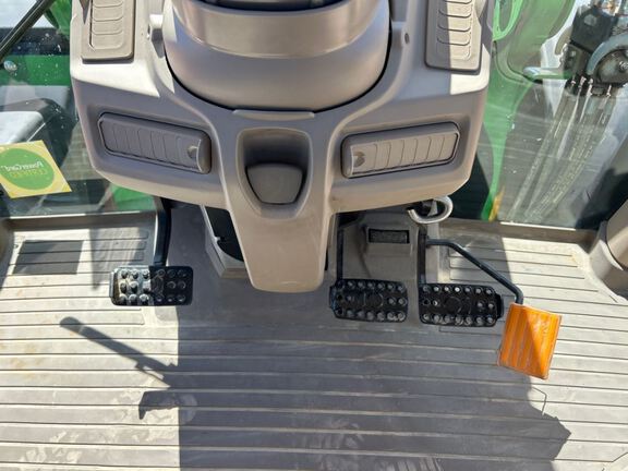 2023 John Deere 6R 195 Tractor