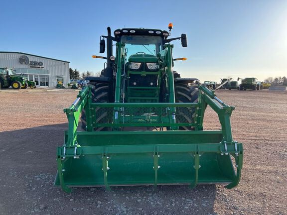 2023 John Deere 6R 195 Tractor