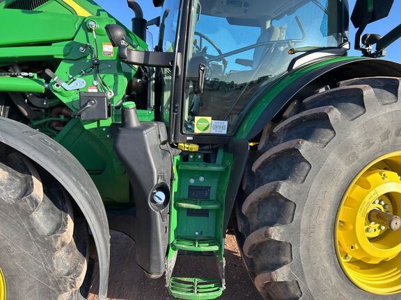 2023 John Deere 6R 195 Tractor