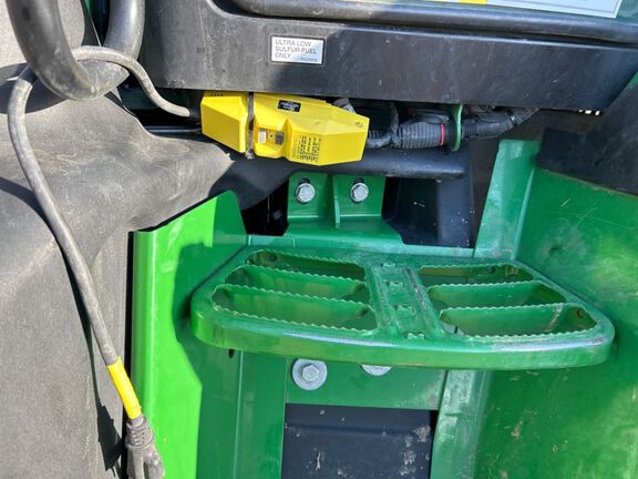 2023 John Deere 6R 195 Tractor