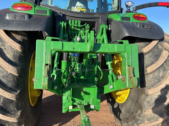 2023 John Deere 6R 195 Tractor