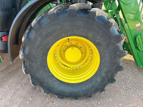 2023 John Deere 6R 195 Tractor