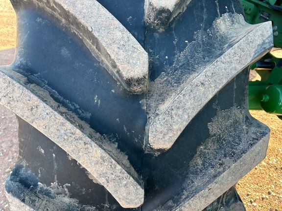 2023 John Deere 6R 195 Tractor