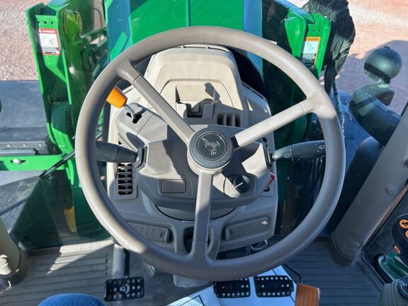 2023 John Deere 6R 195 Tractor