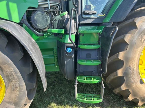 2024 John Deere 8R 280 Tractor