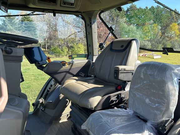 2024 John Deere 8R 280 Tractor